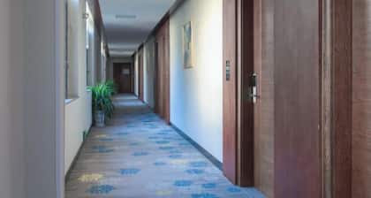 Kaili Xinshishang Hotel