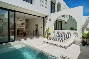 Piscine extérieure