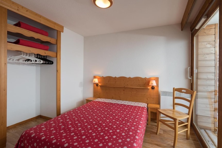 À 70m Des Pistes De Ski, Remise En Forme, Piscine, Sauna, Terrasse, Balcon, Parking, Télévision - Isère