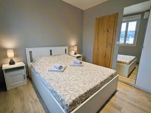 3 多间卧室、熨斗/熨衣板、WiFi、床单