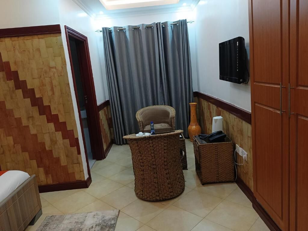 Wi-Fi de cortesia, roupa de cama