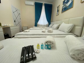Standard Quadruple Room | Blackout drapes, iron/ironing board, free WiFi - UMMU ROHAT  (Samarkand)