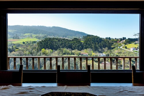 Family chalet to disconnect and rest in the heart of Cudillero