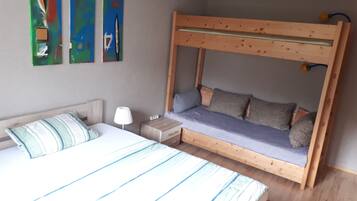 2 bedrooms, iron/ironing board, WiFi, bed sheets