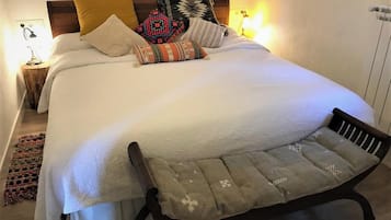 4 bedrooms, free WiFi, bed sheets