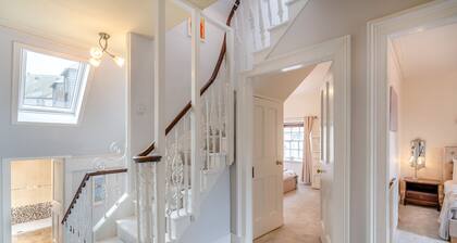Rowantree House - Five Bedroom House, Sleeps 9