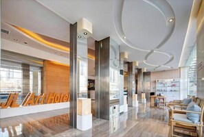 Lobby - New Tangji Hotel (Taiyuan South Neihuan Street Jianshe South Road) (Taiyuan)
