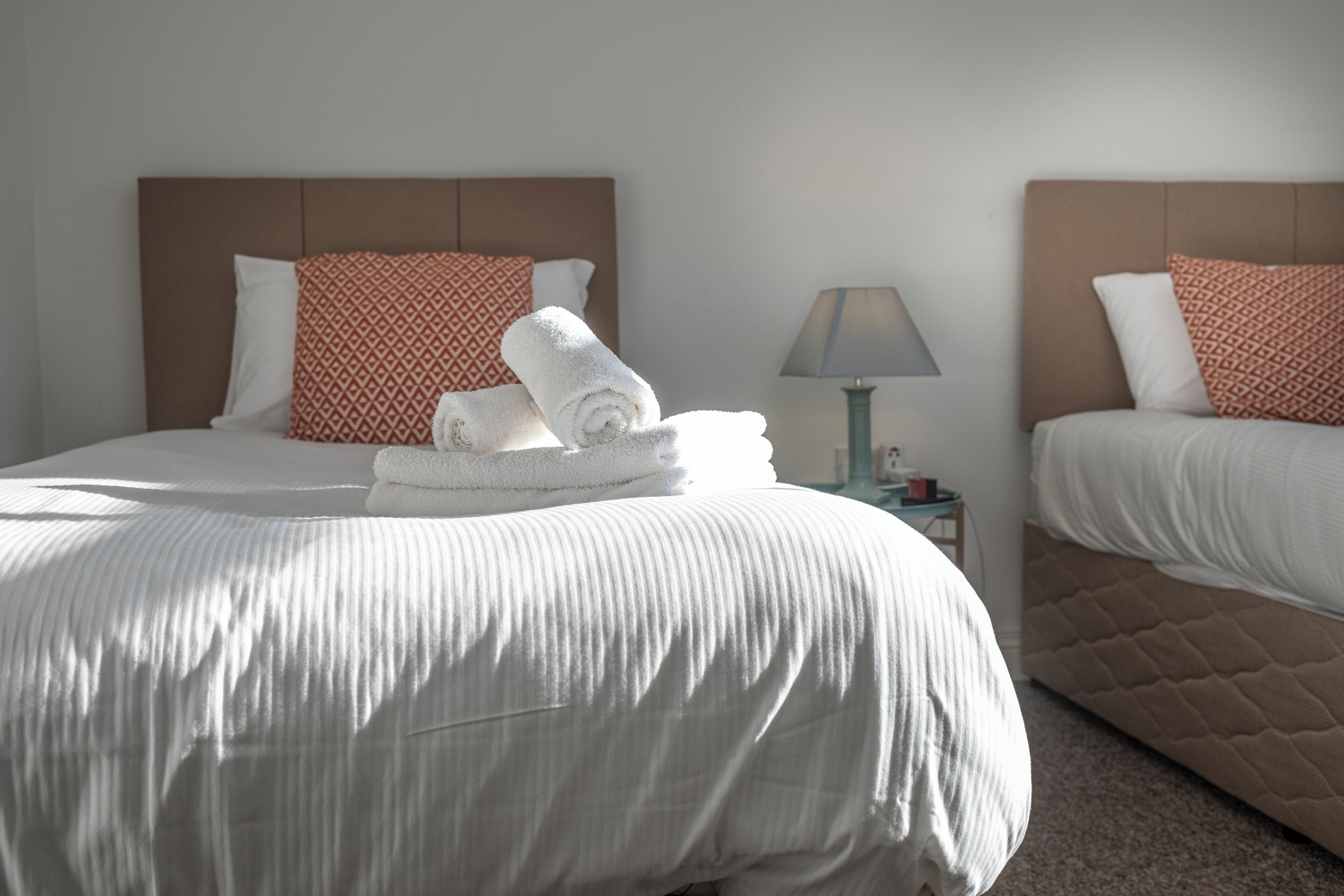 Arbetsyta för laptop, strykjärn/strykbräda och gratis wi-fi