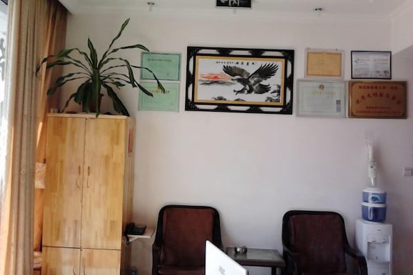 Unclassified image, 1 of 24, button - Chashan Hostel (Shanghai)