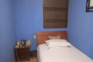 Unclassified image, 5 of 24, button - Chashan Hostel (Shanghai)