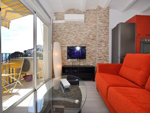 Apartment | Living room