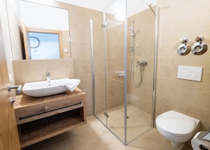 Apartment | Bathroom - Penthouse in Katschberghohe Near Ski Slopes (Rennweg am Katschberg)