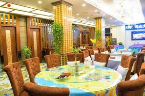 Restaurant - Dunhuang Carnival International Hotel (Shazhou Night Market) (Dunhuang)
