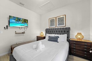 Family House, Multiple Bedrooms, Private Pool