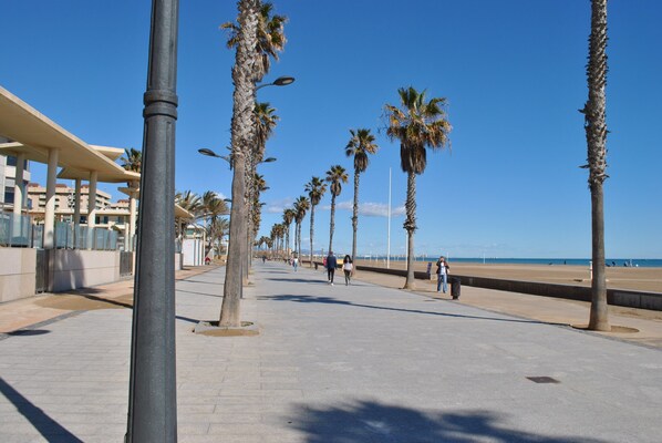 Strand