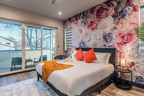 8 chambres, fer et planche à repasser, lit parapluie, Wi-Fi