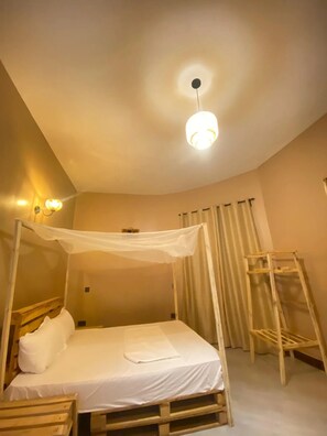 2 bedrooms, iron/ironing board, WiFi, bed sheets - Serene lodge with WiFi in Arusha (Arusha)