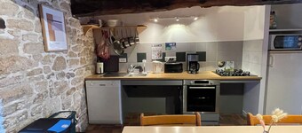 Gîte for 1 to 9 people near the Blavet: Hikers, families, workers.