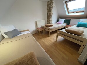 3 bedrooms, iron/ironing board, travel cot, bed sheets