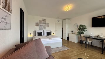1 Schlafzimmer, Schreibtisch, Bügeleisen/Bügelbrett, kostenloses WLAN