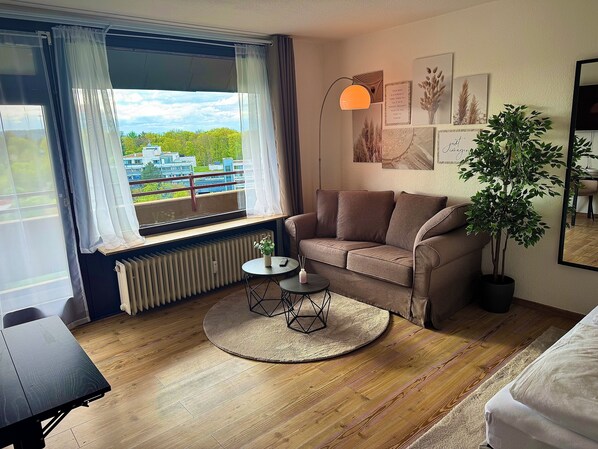 Smart-TV, Tischtennisplatte