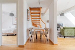 3 Schlafzimmer, Bügeleisen/Bügelbrett, WLAN, Bettwäsche