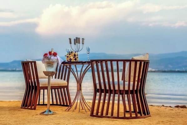 Outdoor dining - Suiton Plus By Paxton Qionghai Bay (Xichang)