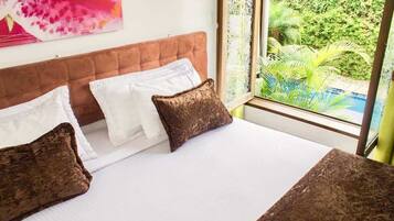 16 bedrooms, iron/ironing board, WiFi, bed sheets