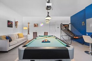 Games room - FL- 1905 NICE CT (Kissimmee)