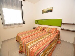 1 bedroom, iron/ironing board - Apartment in Roses Near Salatar Beach (Roses)
