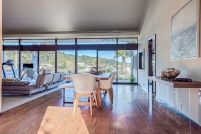 Waterfront Hawaiian Oasis 2B/2B