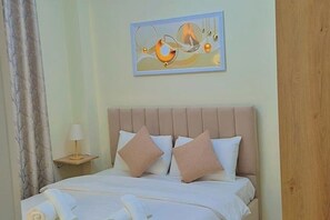 3 bedrooms, iron/ironing board, travel cot, free WiFi