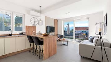 Apartment | Living room