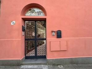 Huoneisto, tupakointi sallittu | 1 makuuhuone