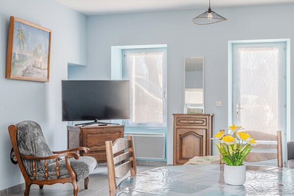 Interior - La Maison de Retz - 400m centre - Jardin (Villeneuve-en-Retz)