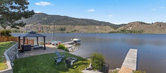 Private Waterfront Suite (2 Bedrooms) with Breathtaking Skaha Sunsets