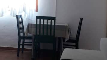 Apartment | Dining