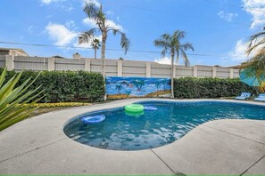 Pool - 3-bedroom house in charming Bermuda Dunes with Pool, Spa, BBQ/Patio, Game Room (Bermuda Dunes)