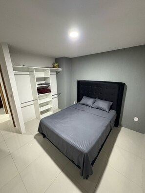 2 bedrooms, WiFi, bed sheets - Altosur of GDL (San Pedro Tlaquepaque)