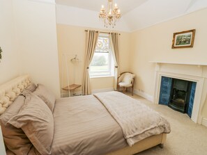 Feriehus | 5 soveværelser, individuelt design, individuel indretning, gratis Wi-Fi