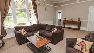 Cottage | Khu phòng khách