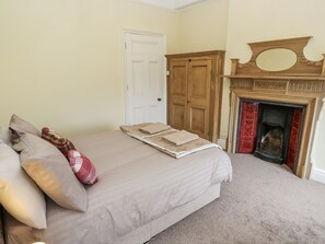 5 bedrooms, individually decorated, individually furnished, free WiFi - Cold Spring House (Bradford)