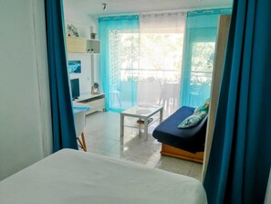1 Schlafzimmer, Bügeleisen/Bügelbrett, Bettwäsche