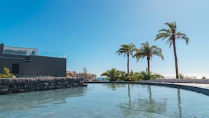 Pool - GuestReady - Acqua Residences - Diamond (Funchal)