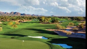 Golf - Sunset Retreat | Patio | Ground Floor | Kierland (Scottsdale)