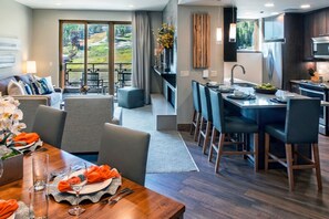 Interior - 4th of July at World Class Resort in Breckenridge! 2 bedrooms, sleeps 8! (Breckenridge)