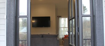 LAKESIDE GEM ! ONE BLOCK FROM SHORELINE ! in fabulous Lake Geneva .