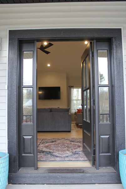 LAKESIDE GEM ! ONE BLOCK FROM SHORELINE ! in fabulous Lake Geneva .