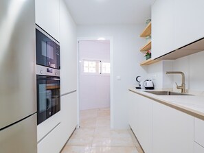 Fridge, microwave, oven, dishwasher