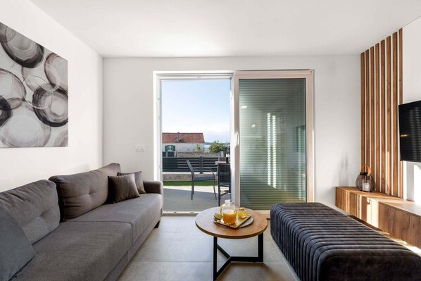 Apartment | Living area - Cozy Holiday Apartment in Sibenik-brodarica (Sibenik)